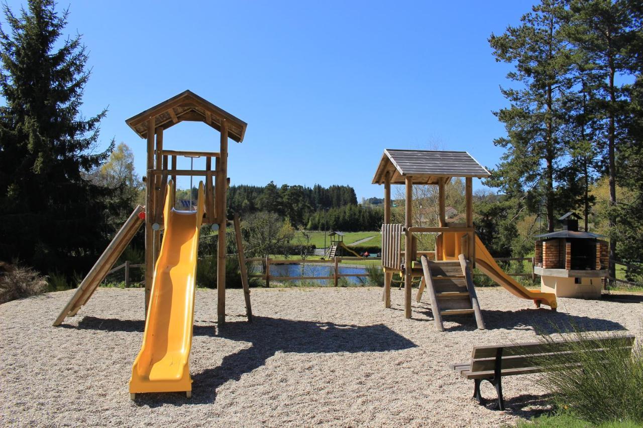 Les Chalets Du Haut-Forez Usson-en-Forez Экстерьер фото