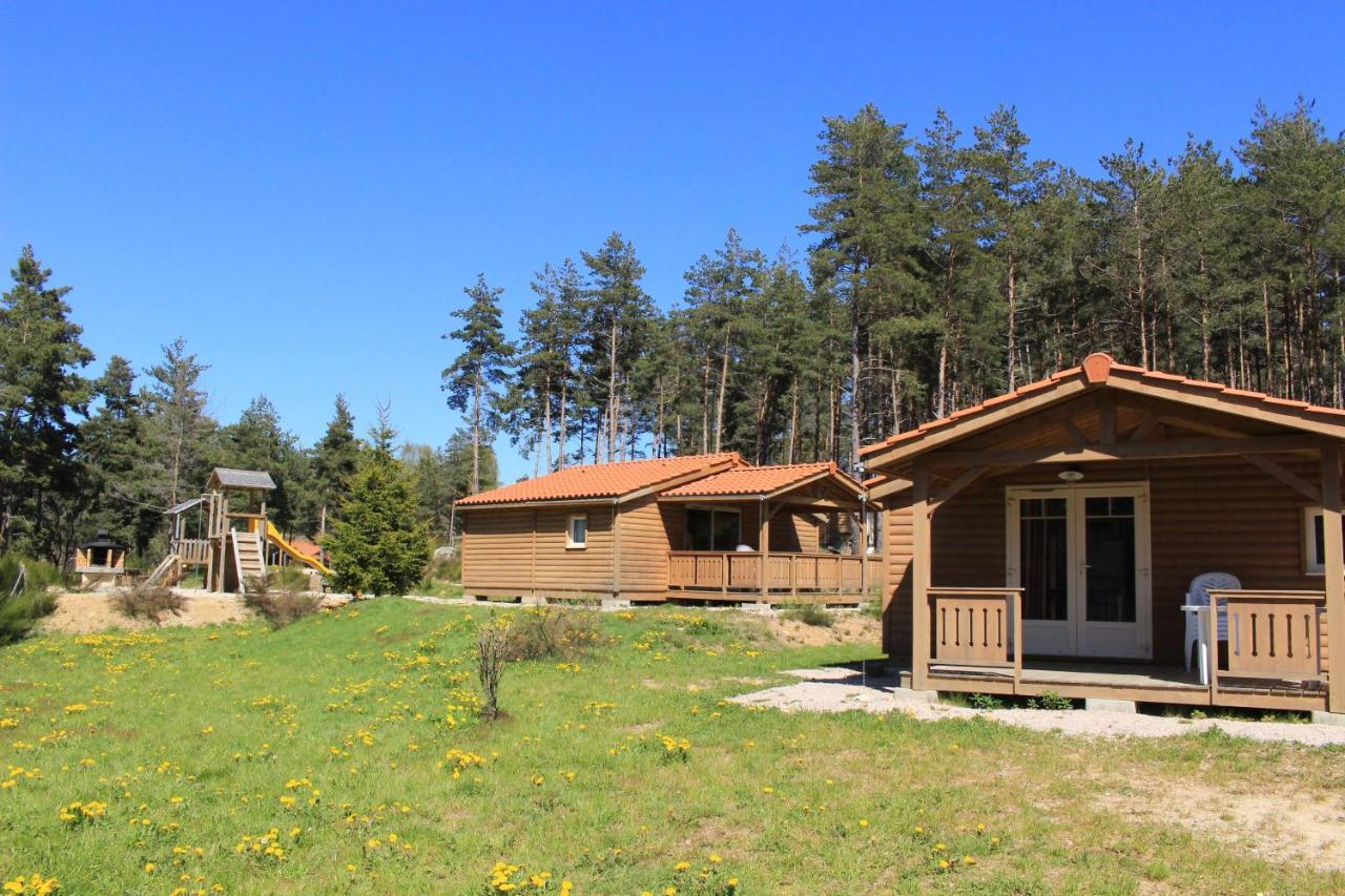 Les Chalets Du Haut-Forez Usson-en-Forez Экстерьер фото